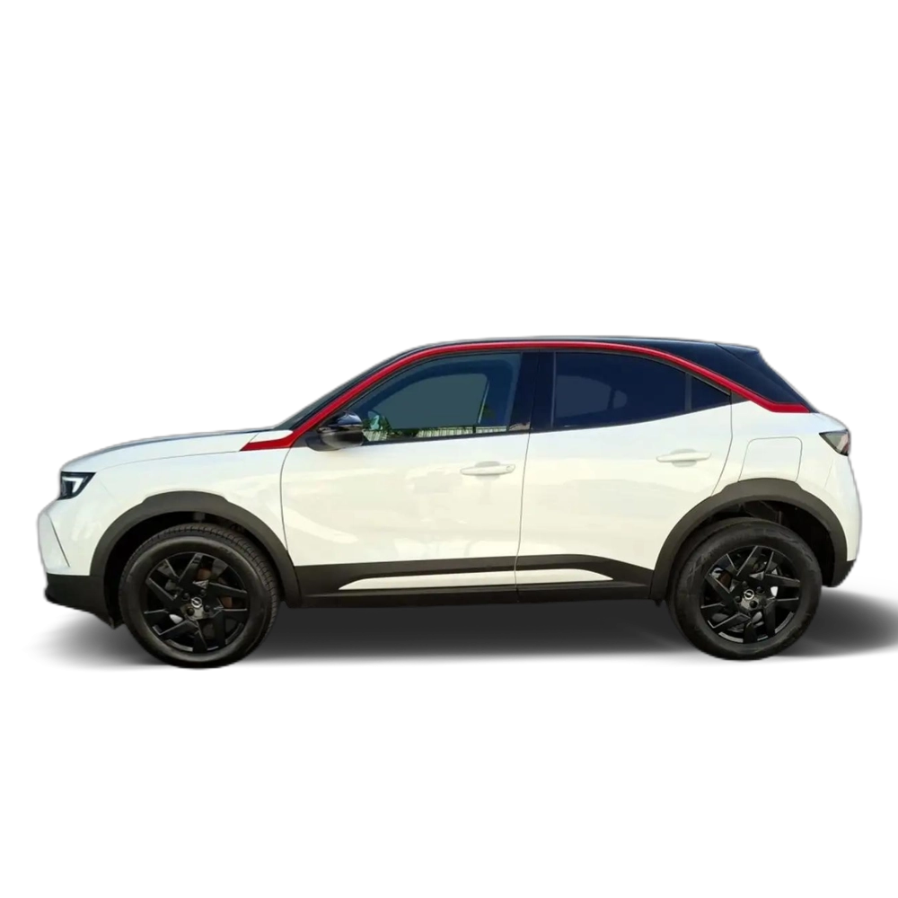 Renting Opel Mokka 1.2T S&amp;S GS 136 Blanco