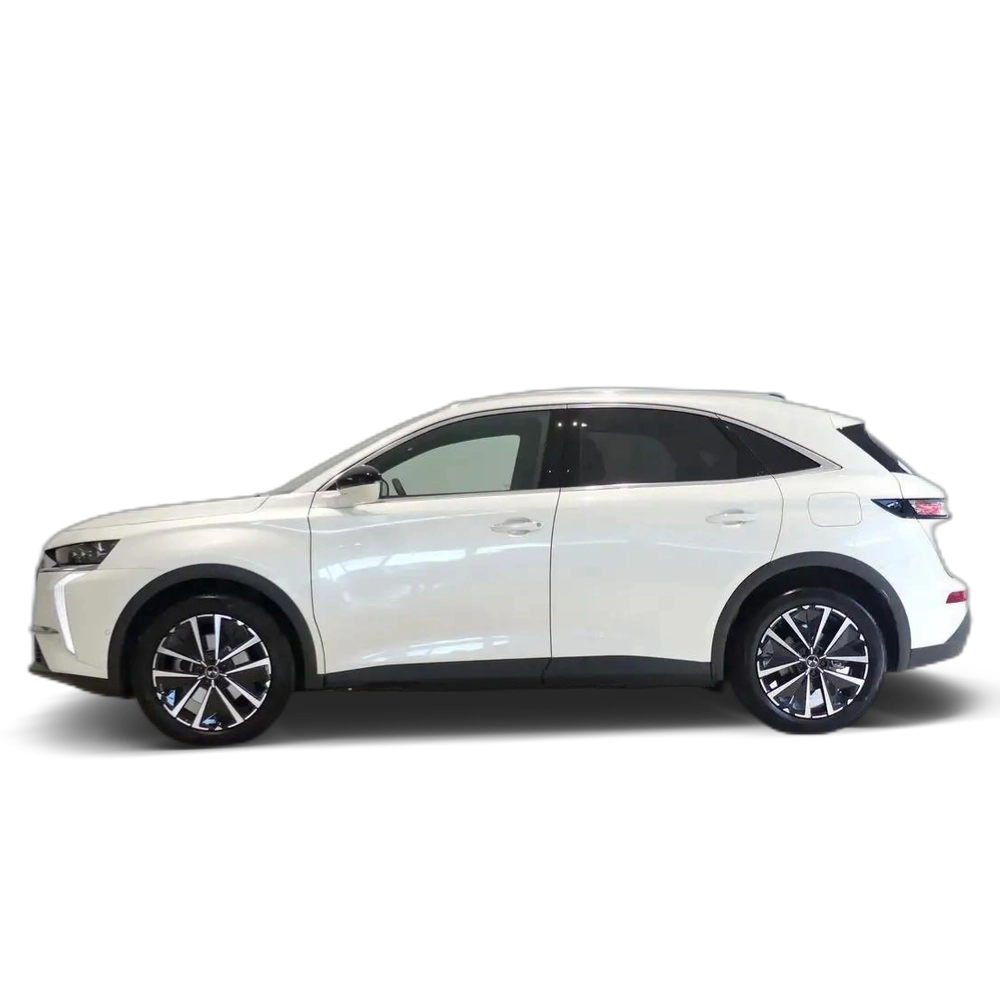 Renting DS Automobiles DS 7 Crossback 1.6 E-TENSE PHEV 225 RIVOLI AUTO 225 5P Blanco