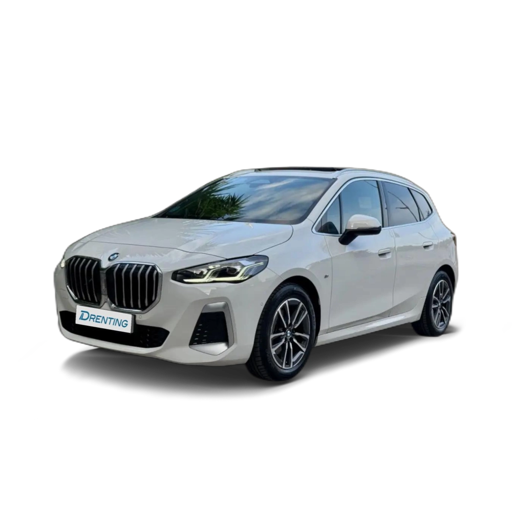 Renting BMW 1er M Coupé 218dA Active Tourer Sport Blanco