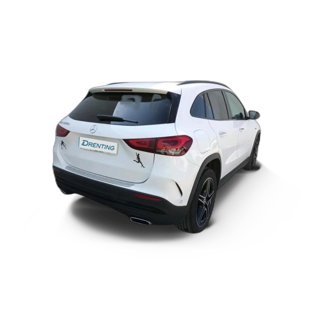 Renting Mercedes-Benz GLA 250 250e Blanco 1 1