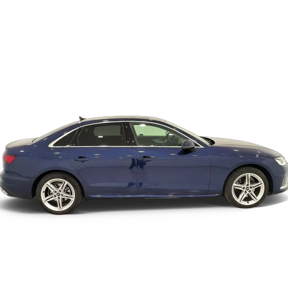 Renting Audi A4 30 TDI Advanced S tronic 100kW Azul