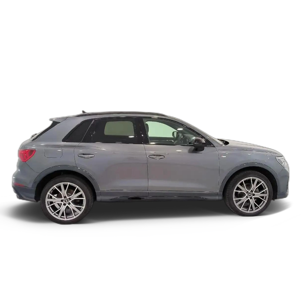 Renting Audi Q3 35 TDI Black line S tronic 110kW Gris 3