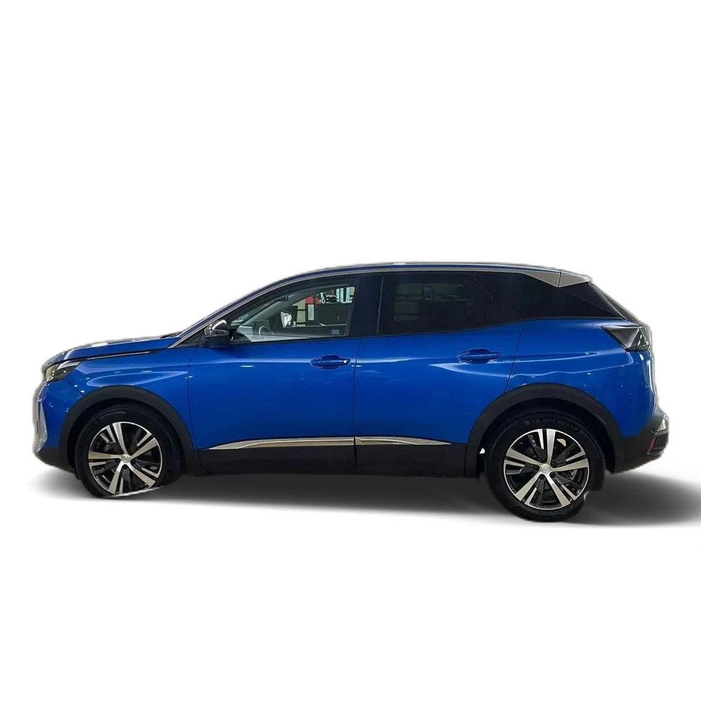 Renting Peugeot 3008 ALLURE 130CV Azul