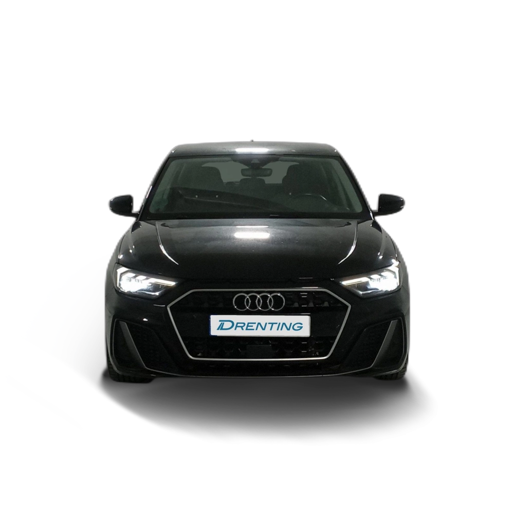 Renting Audi A1 Sportback 30 TFSI Adrenalin 4