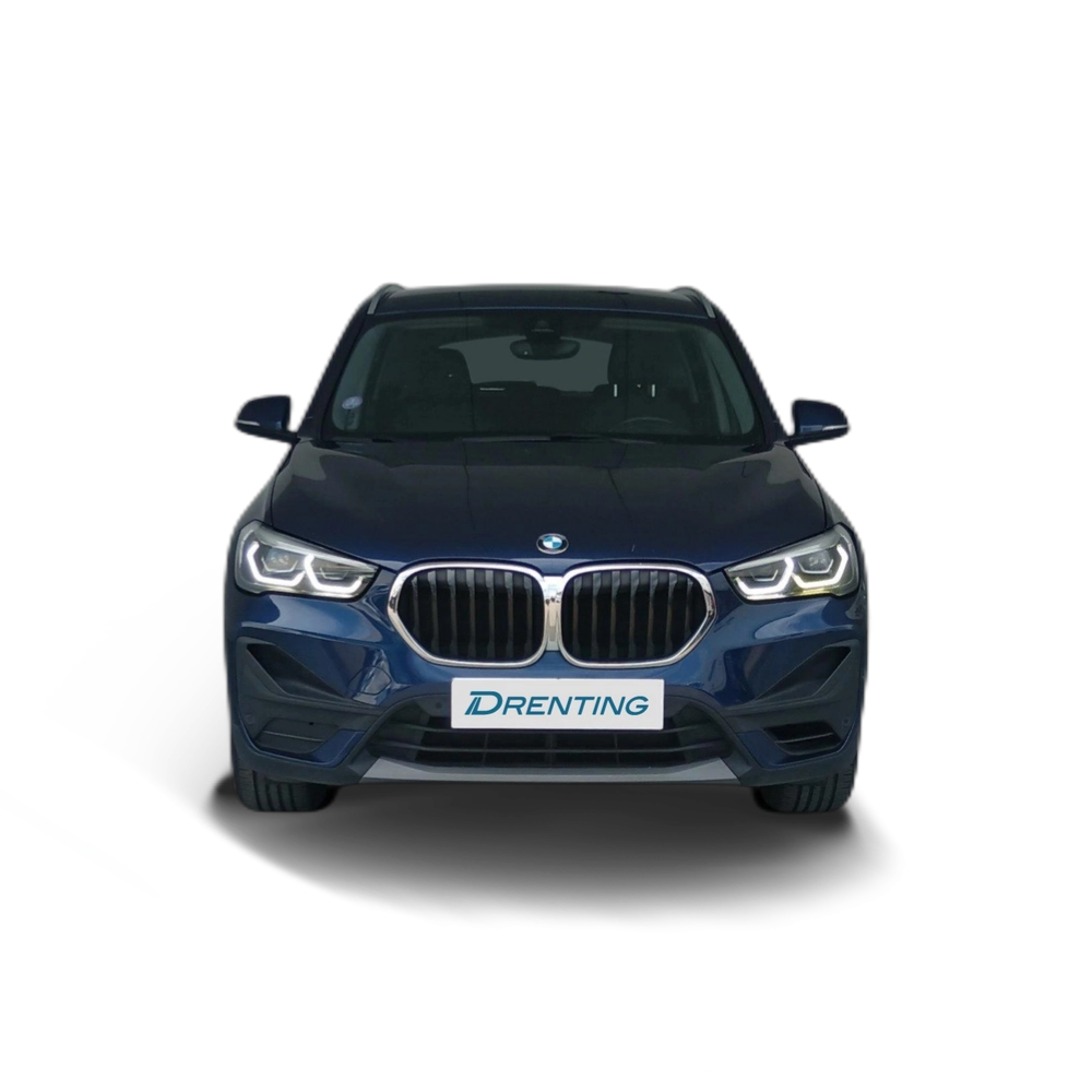 Renting BMW X1 sDrive18i