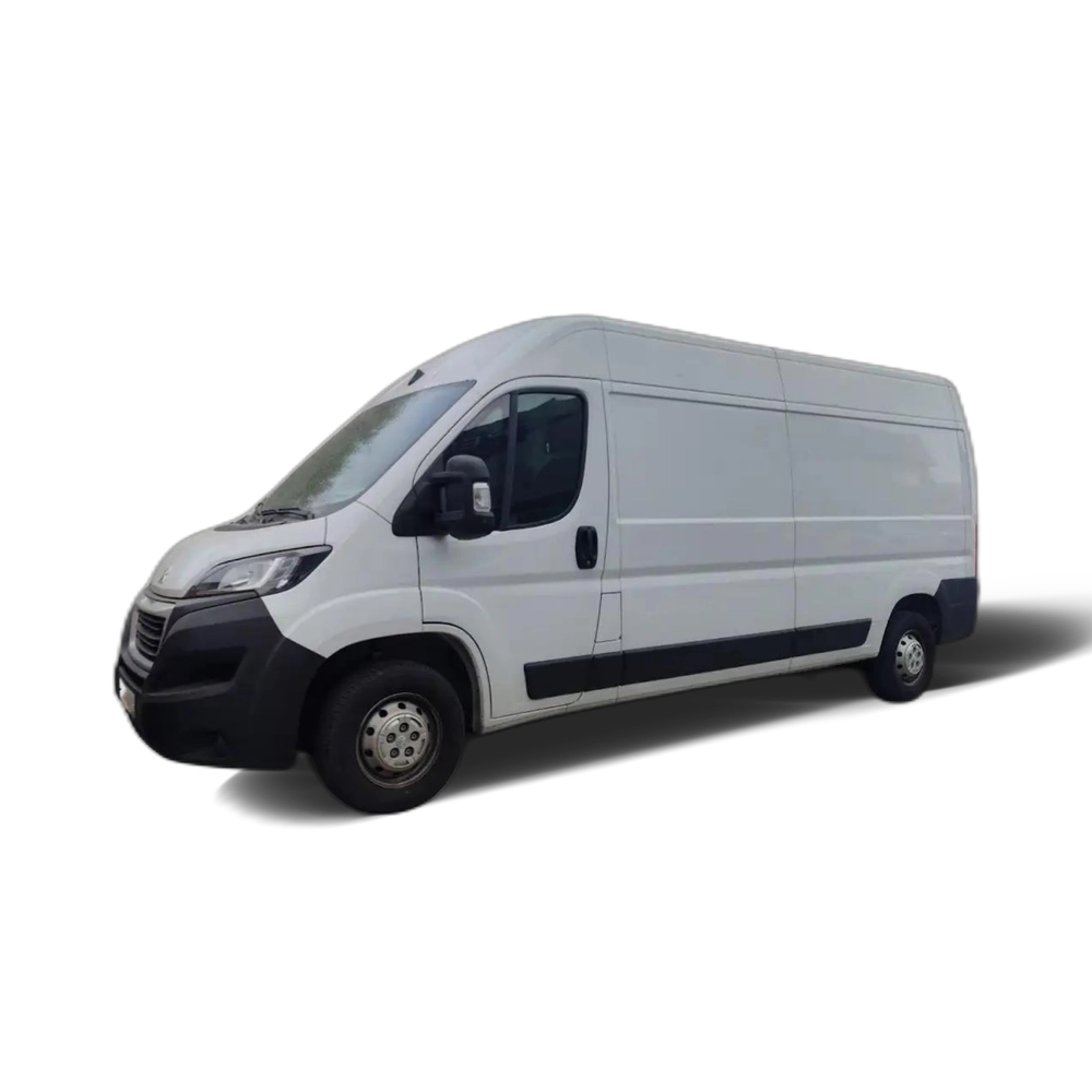Renting Peugeot Boxer Pack 335 L3 H2 BHDI 103kW (140CV) S&amp;S Blanco