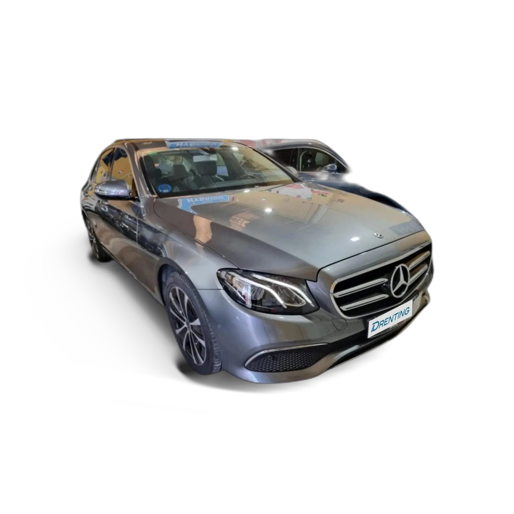Renting Mercedes-Benz E 300 de Gris