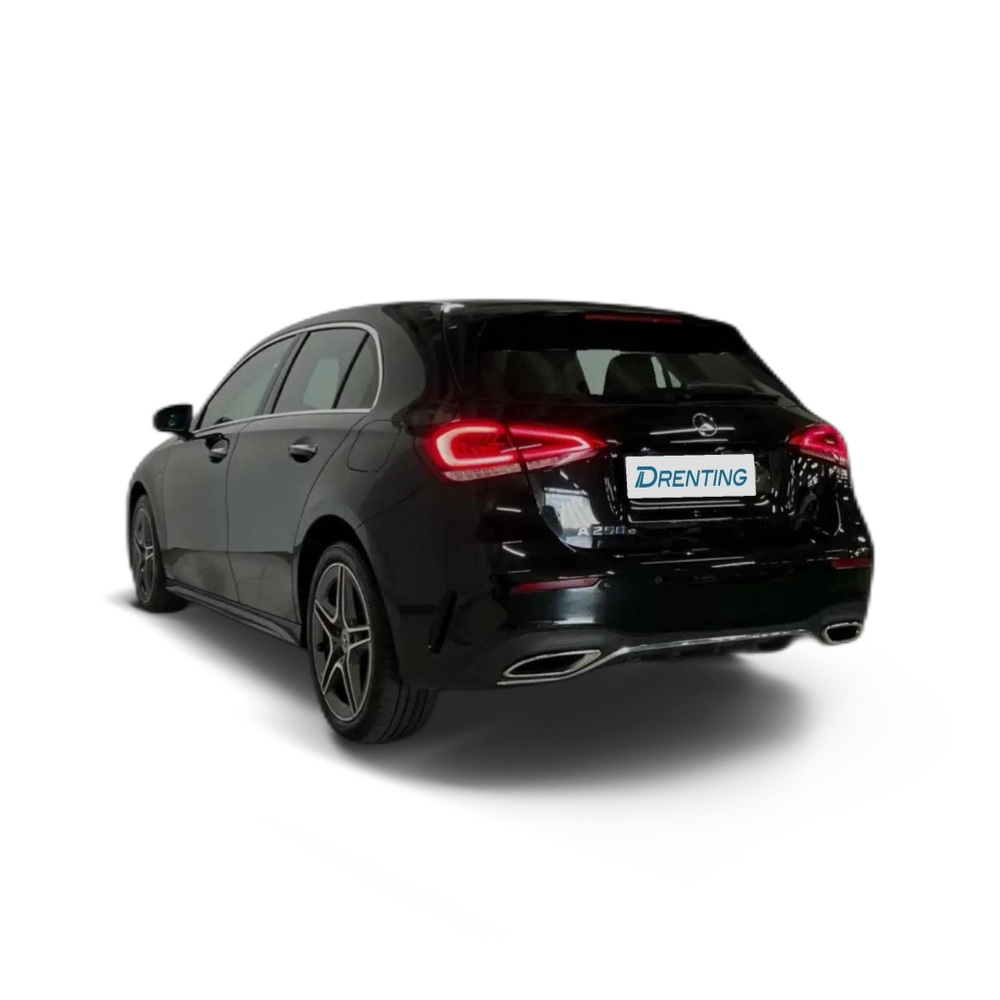 Renting Mercedes-Benz A 250 e Negro 4