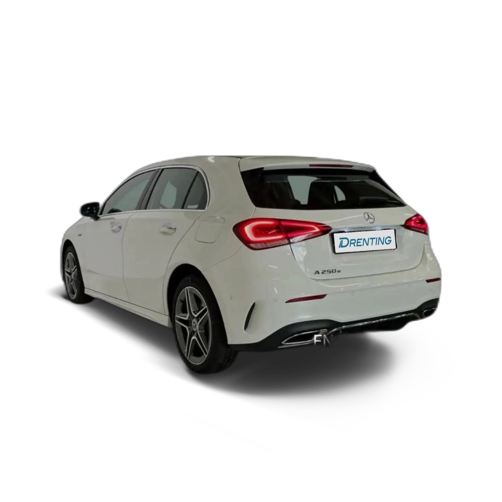 Renting Mercedes-Benz A 250 e Blanco 4