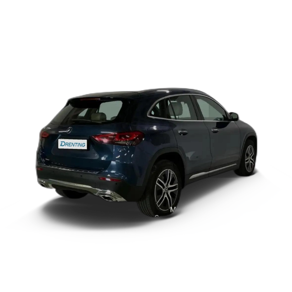 Renting Mercedes-Benz GLA 250 e Azul
