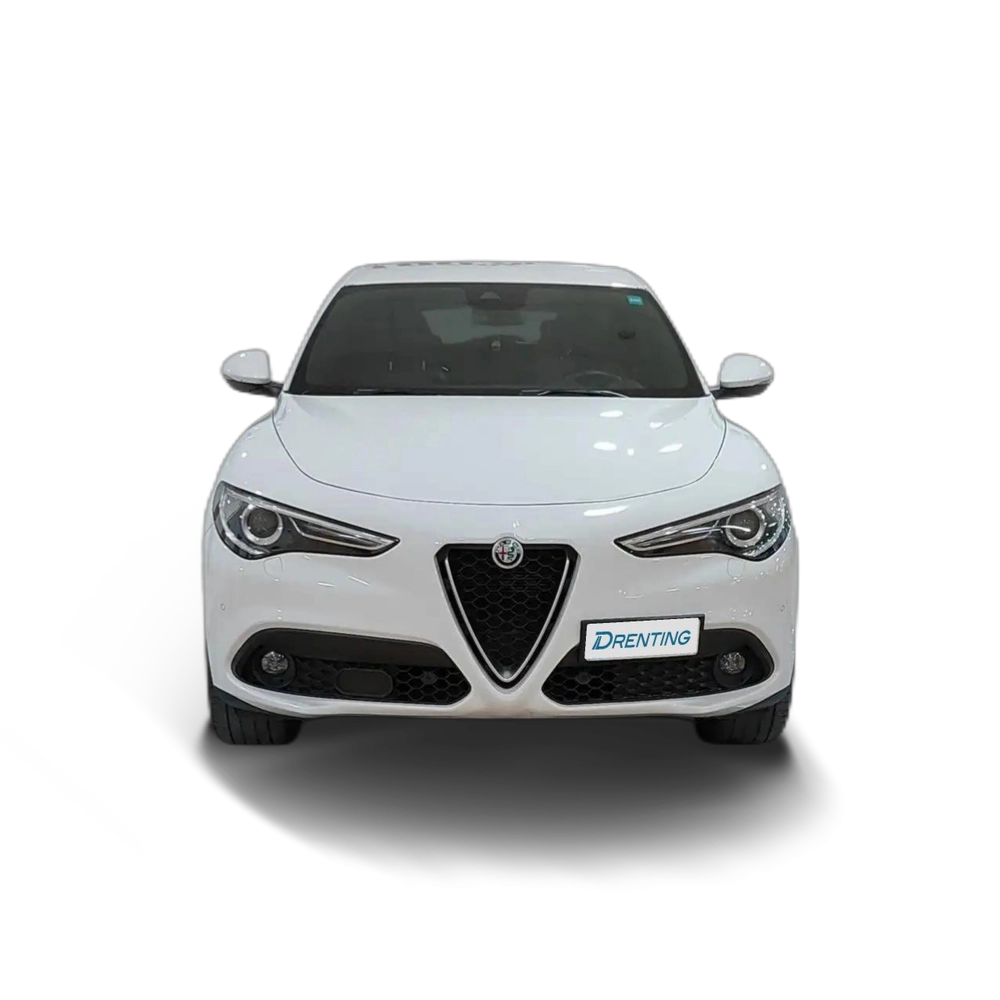 Renting Alfa Romeo Stelvio Executive 4WD Blanco