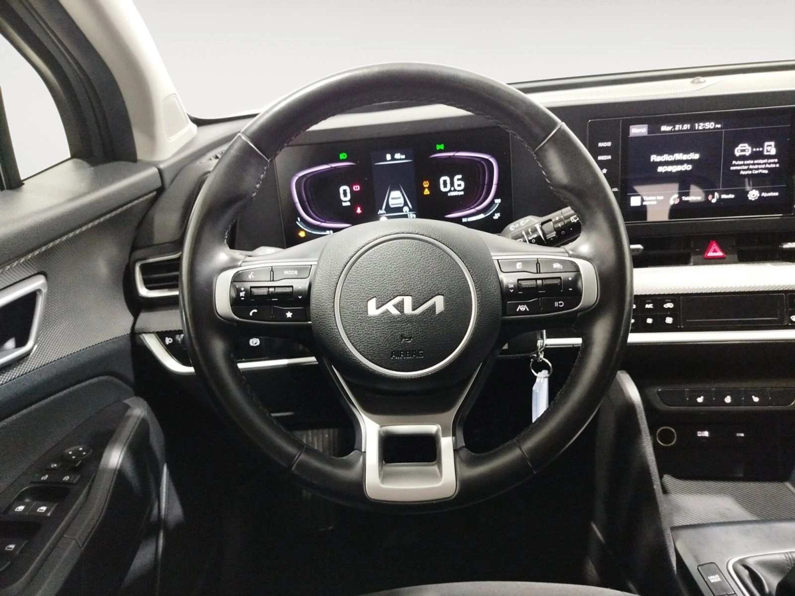 Renting Kia Sportage 1.6 T-GDI Concept