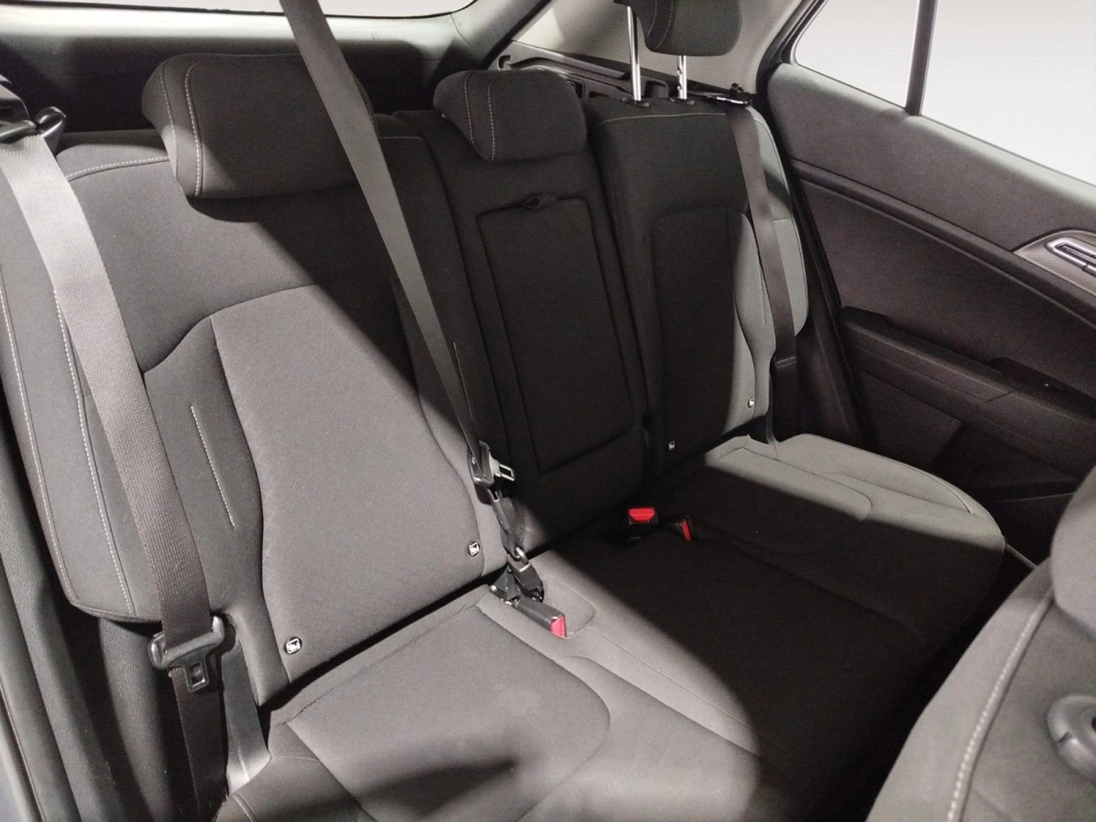 Renting Kia Sportage 1.6 T-GDI Concept