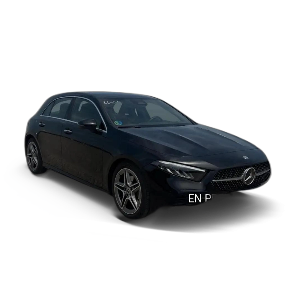 Renting Mercedes-Benz A 180 Negro 5