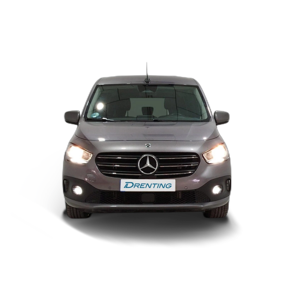 Renting Mercedes-Benz Clase T 180 d Style 2