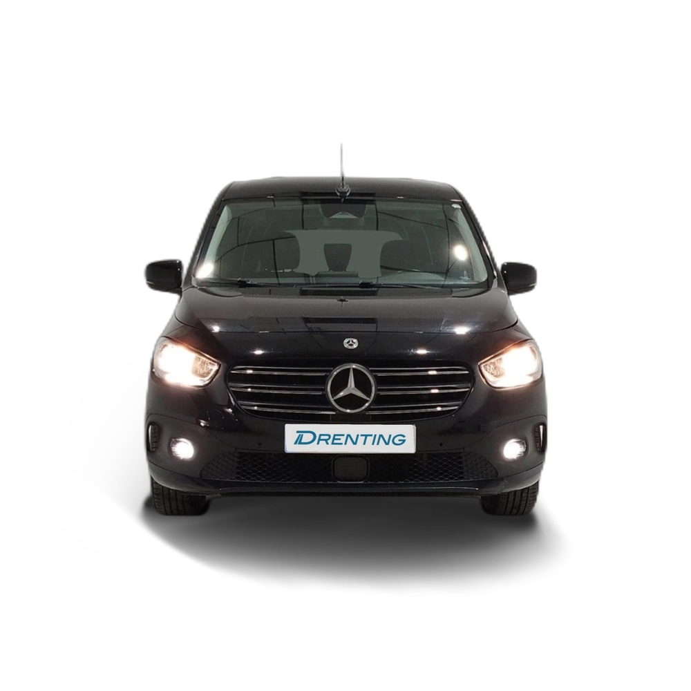 Renting Mercedes-Benz Clase T 180 d Style 3