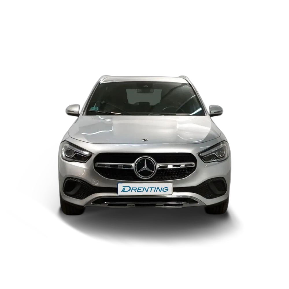 Renting Mercedes-Benz GLA 180 Gris