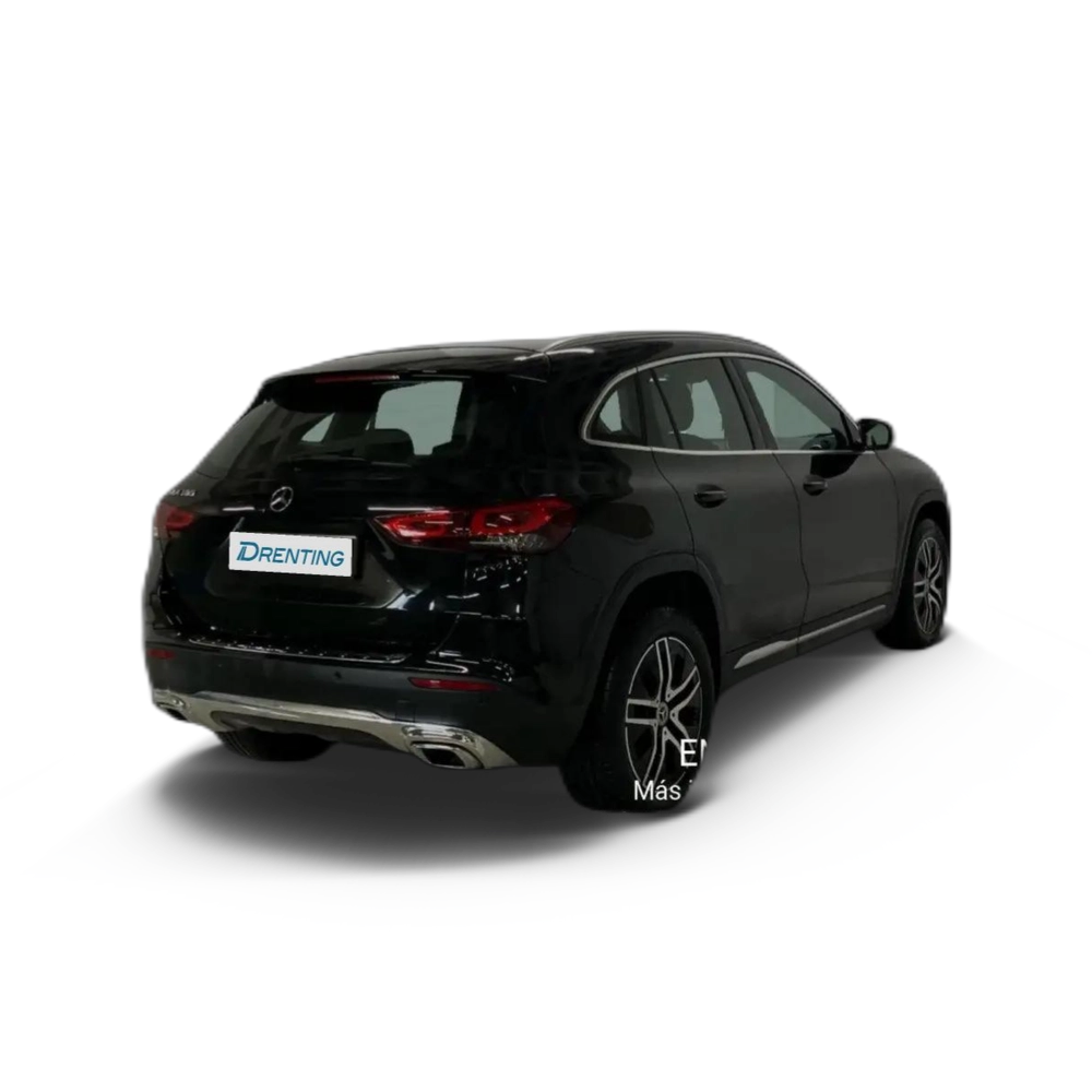 Renting Mercedes-Benz GLA 180 Negro 1