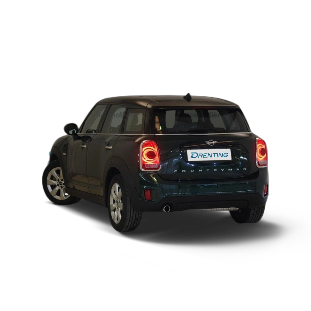 Renting MINI Mini Countryman COUNTRYMAN COOPER AUT.
