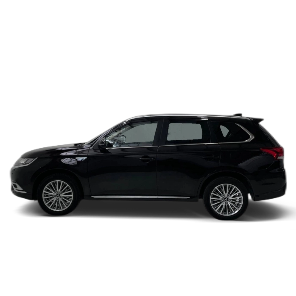 Renting Mitsubishi Outlander 2.4 PHEV Kaiteki 4WD Auto 165 kW (224 CV) 1