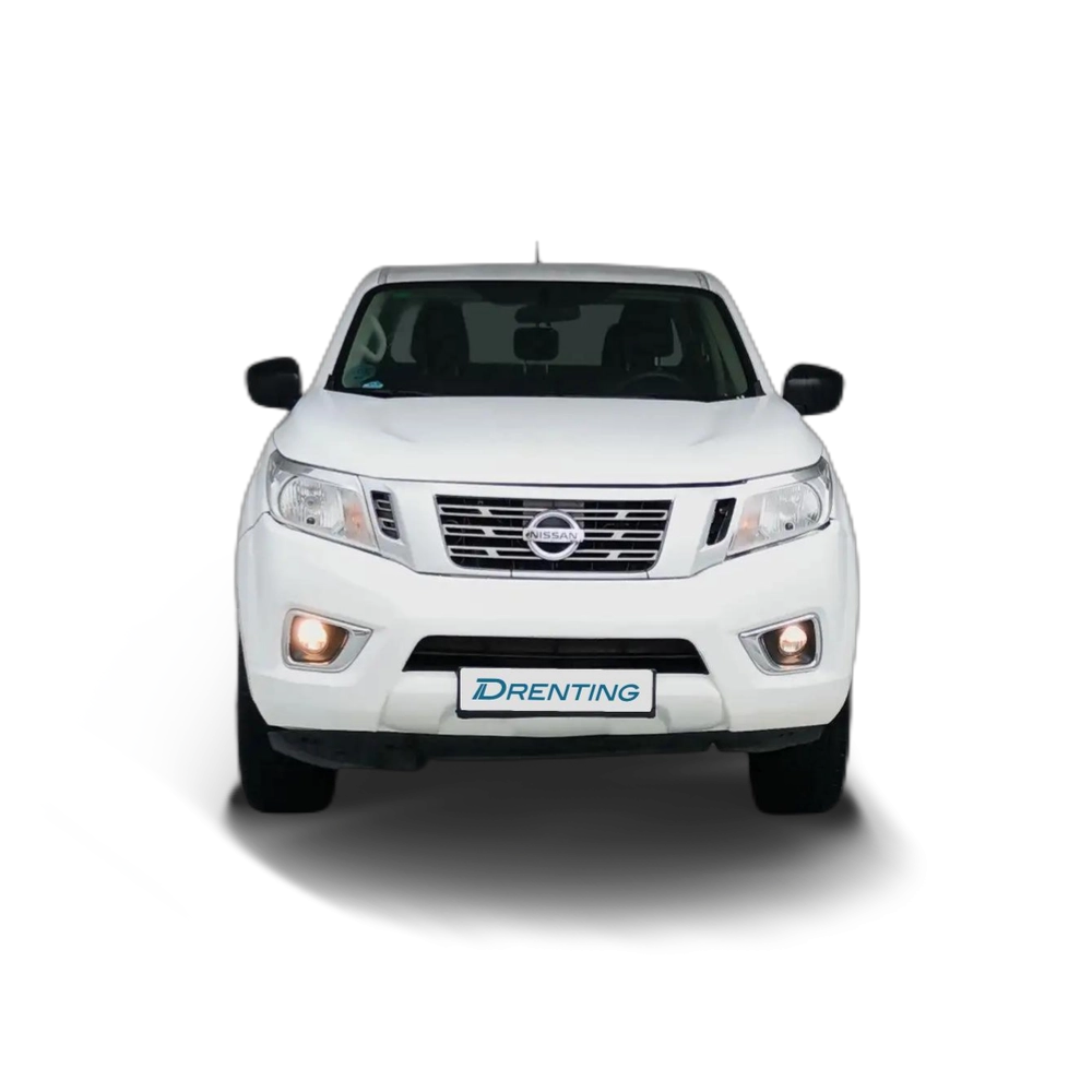 Renting Nissan Navara 2.3dCi Ch.King DCb. Visia Blanco