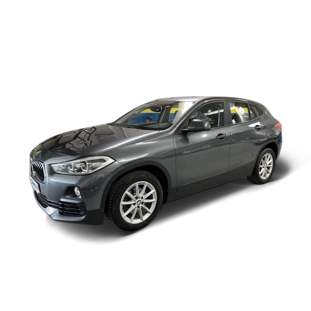 Renting BMW X2 sDrive 16d Gris 3