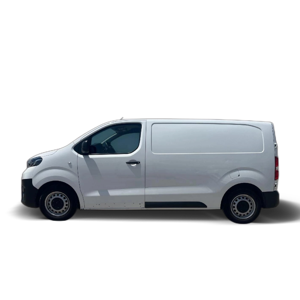Renting TOYOTA Proace Van Corta 1.5D Business 100