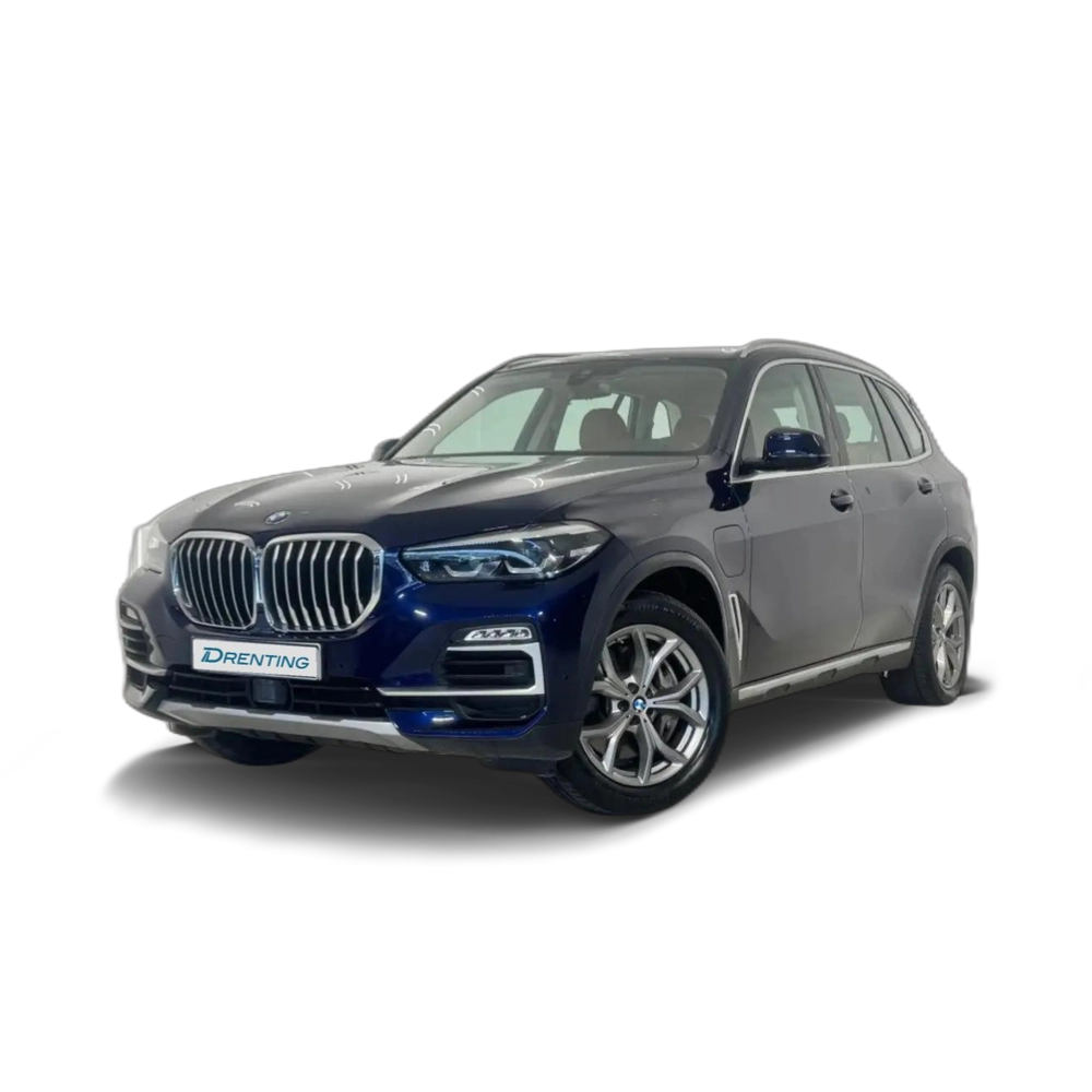 Renting BMW X5 xDrive 45e xLine Azul 1