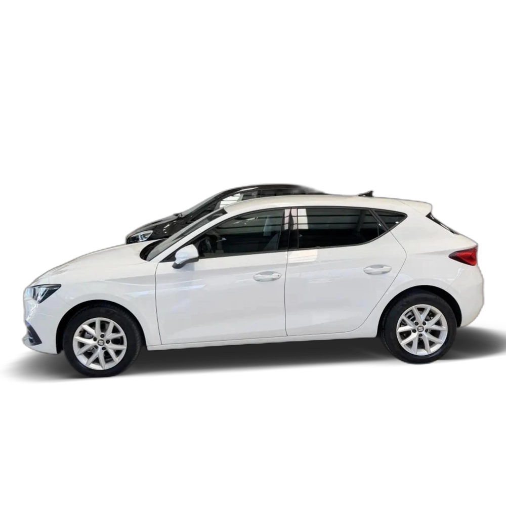 Renting SEAT Leon 1.0 eTSI S&amp;S Style DSG-7 110 Blanco