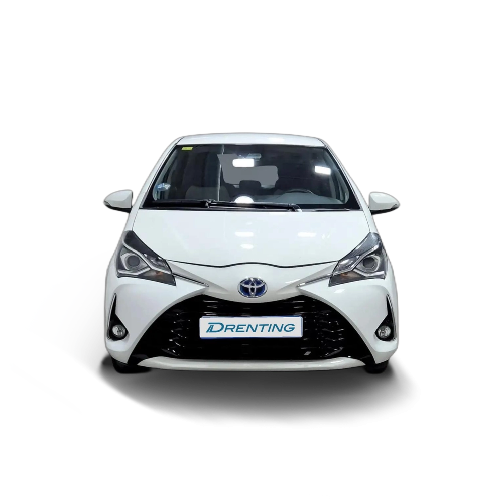 Renting Toyota Yaris 1.5 100H Active Blanco 2