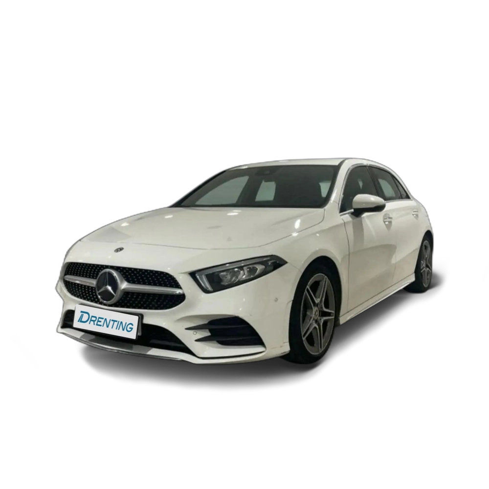 Renting Mercedes-Benz A 200 d amg line (euro 6d) Blanco