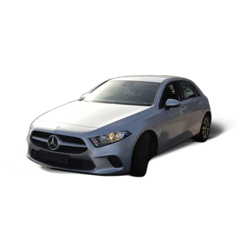Renting Mercedes-Benz A 180 Gris 1