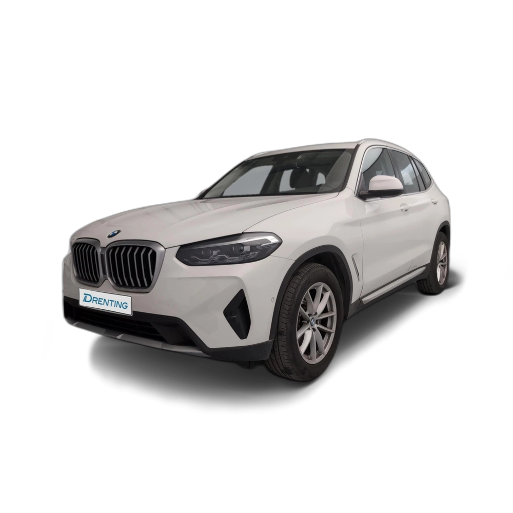 Renting BMW X3 sDrive18d 110 kW (150 CV)
