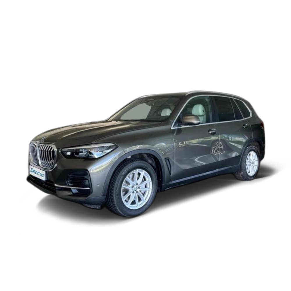 Renting BMW X5 xDrive30d 210 kW (286 CV) 3