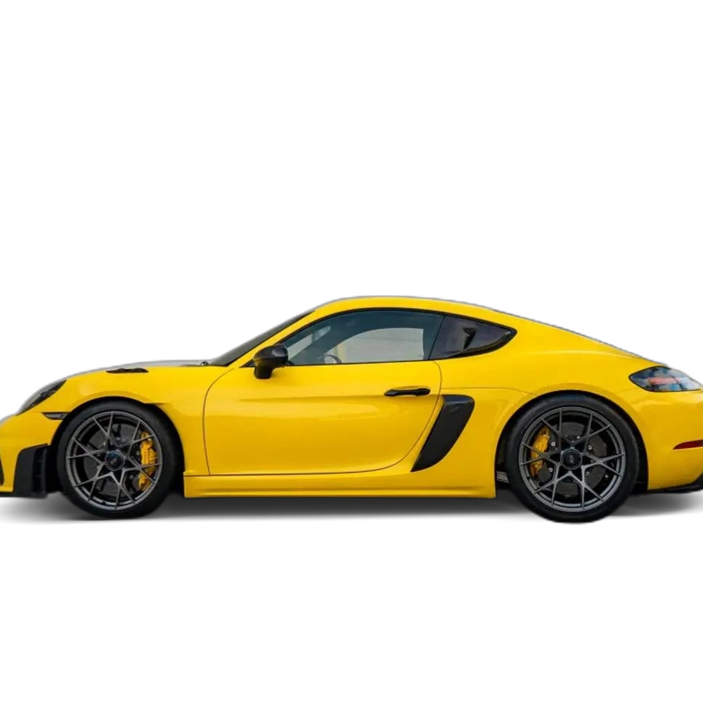 Renting Porsche Cayman GT4 RS PDK Amarillo