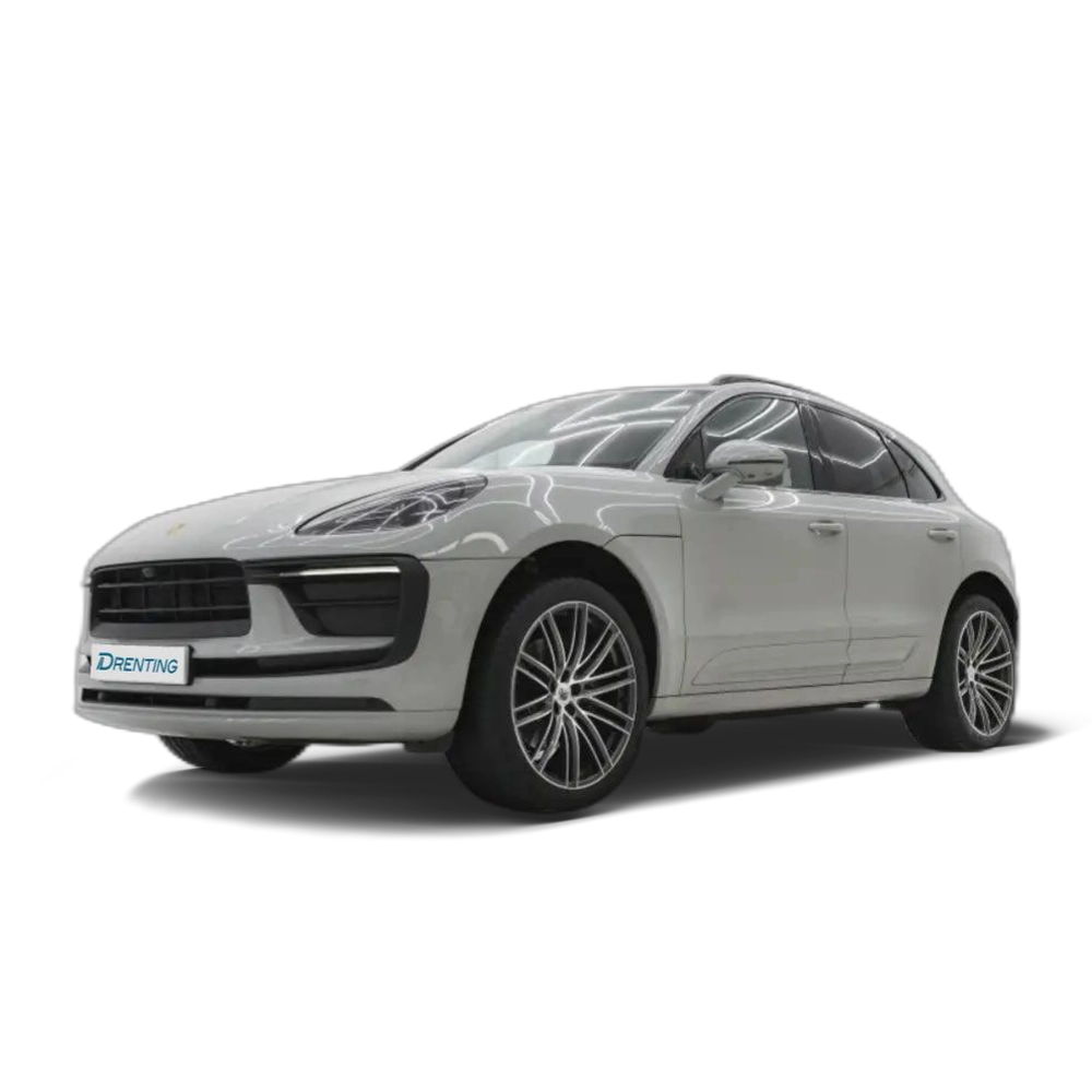 Renting Porsche Macan Aut. 2