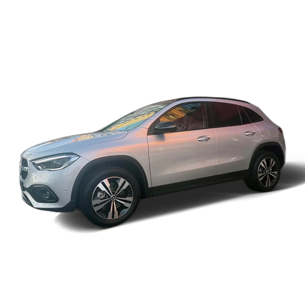 Renting Mercedes-Benz GLA 250 250e Plateado