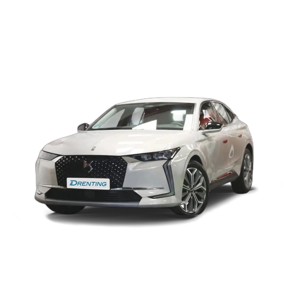 Renting DS Automobiles DS 4 BlueHDi Trocadero Aut. 130 Blanco