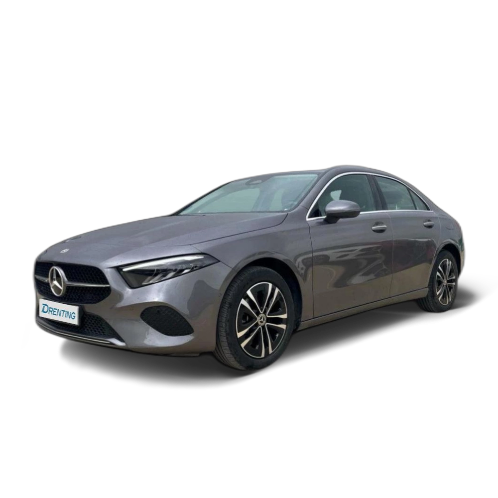 Renting Mercedes-Benz Clase A A 250 e con tecnología híbrida EQ Sedán 1