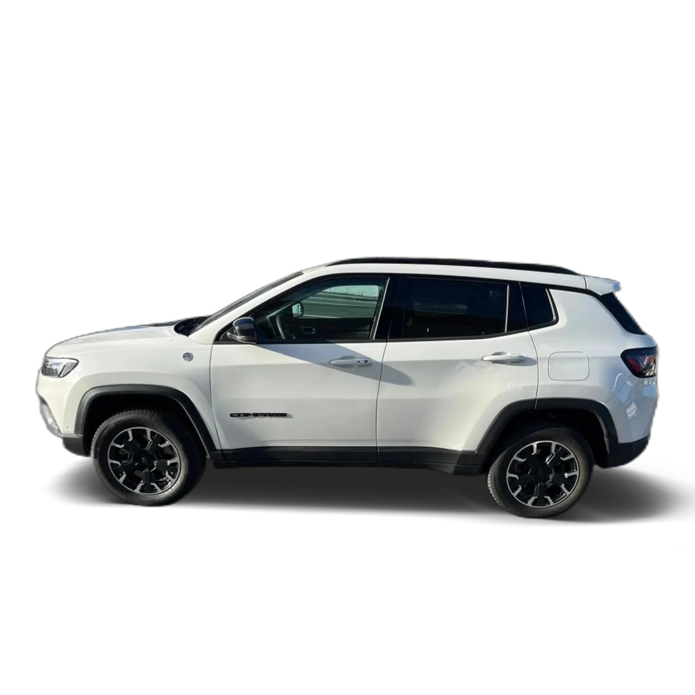 Renting Jeep Compass 1.3 PHEV Trailhawk EAWD Aut. 240 Blanco 3