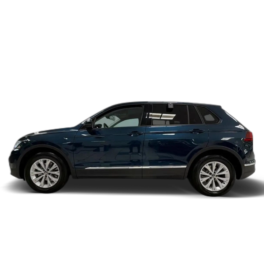 Renting Volkswagen Tiguan 1.5 TSI 96kW Azul