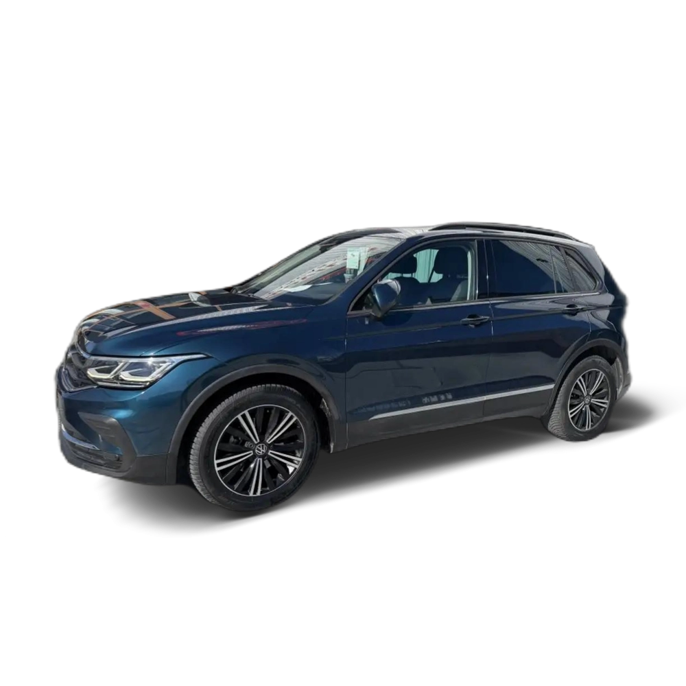 Renting Volkswagen Tiguan 2.0TDI Life DSG 110kW Azul