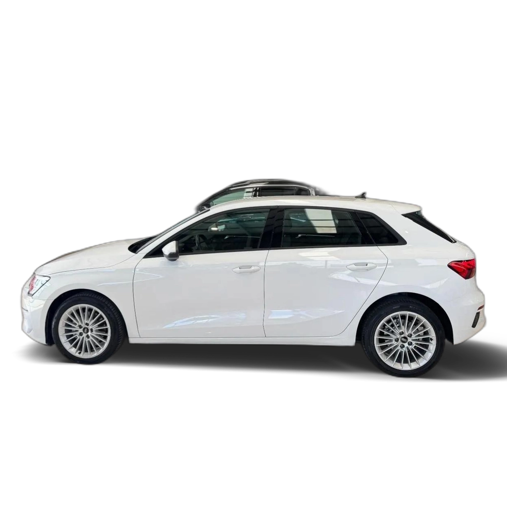 Renting AUDI A3 Sportback 30 TFSI Advanced S tronic 1