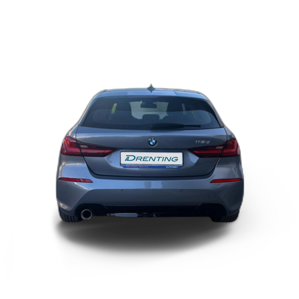 Renting BMW Serie 1 116d 85 kW (116 CV) 6 1