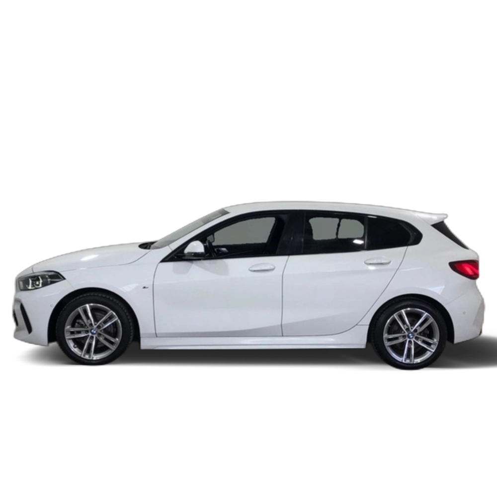 Renting BMW Serie 1 118i 103 kW (140 CV) 7 3