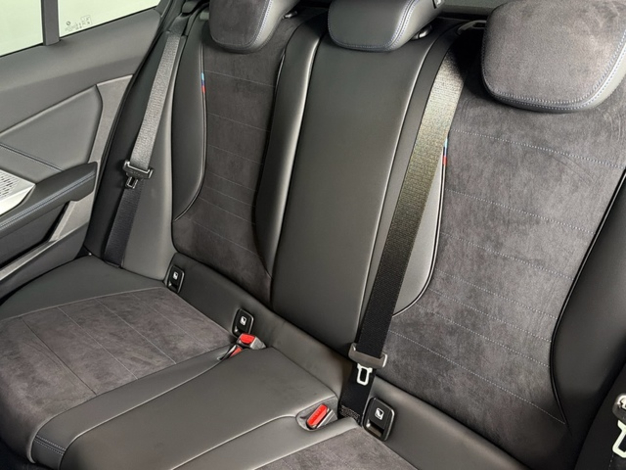 Renting BMW Serie 1 120d 120 kW (163 CV) 10 23