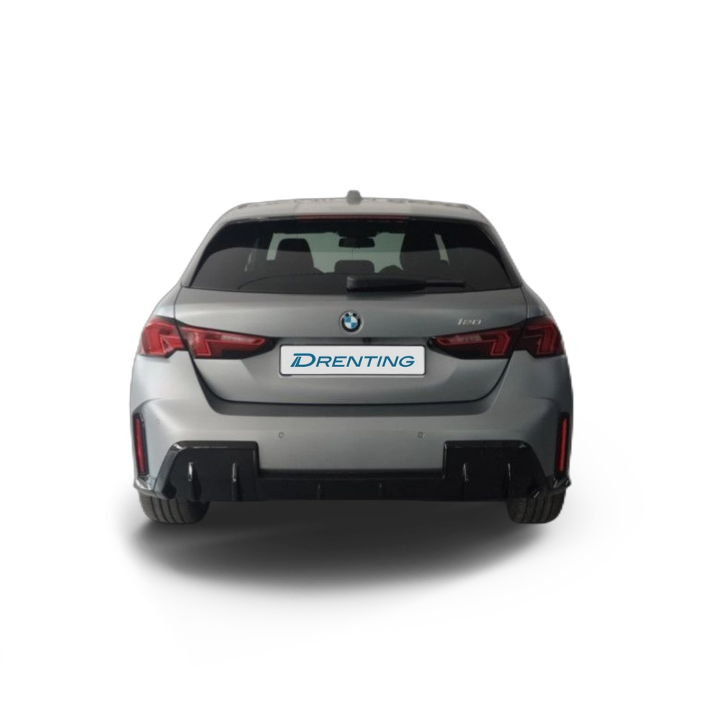 Renting BMW Serie 1 120i 125 kW (170 CV) 6 7