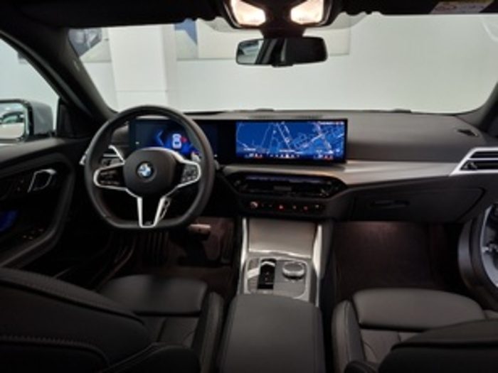 Renting BMW Serie 2 220i Coupe M Sport 135 kW (184 CV)