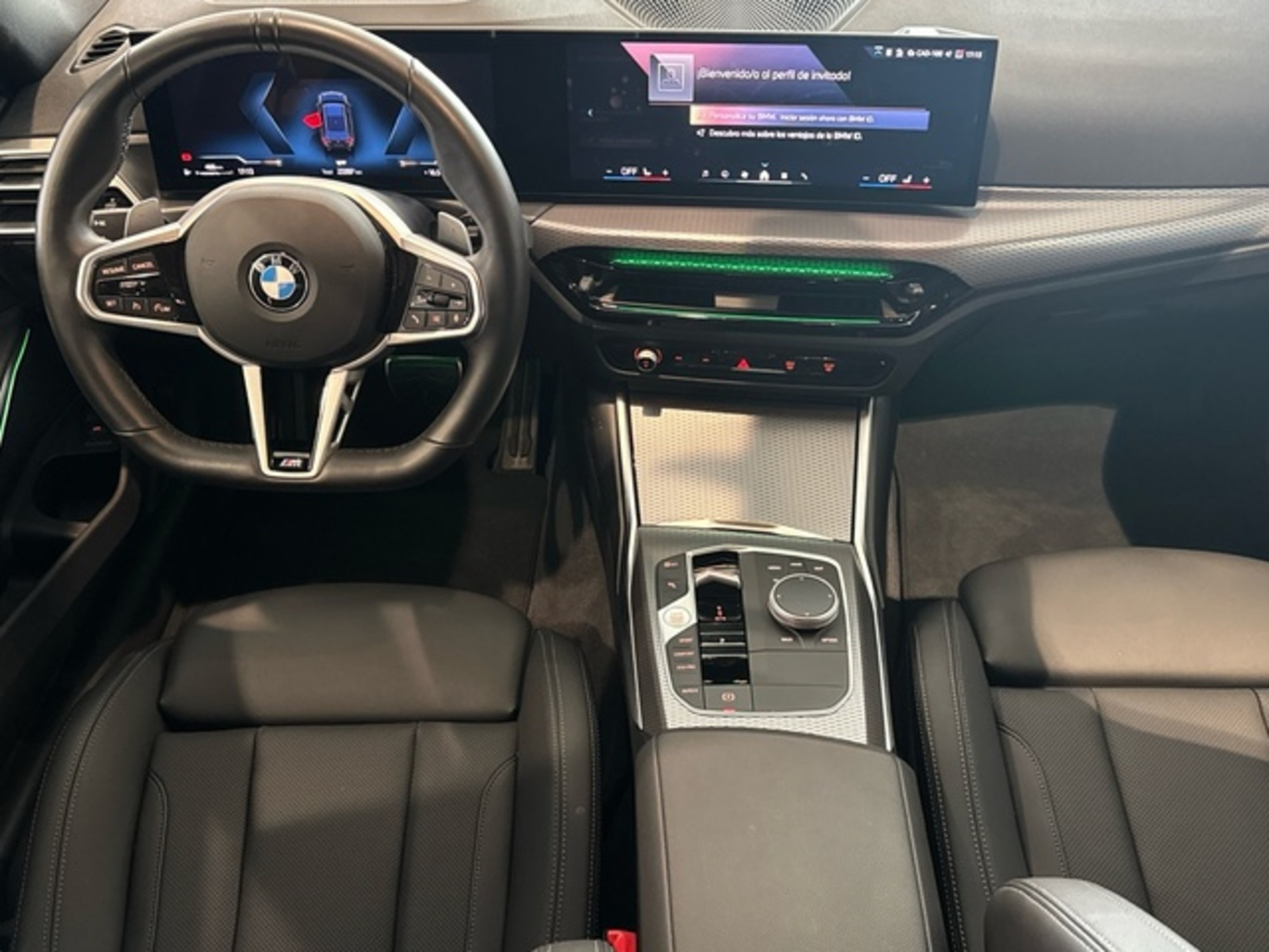 Renting BMW Serie 3 320d Touring 140 kW (190 CV) 12 1