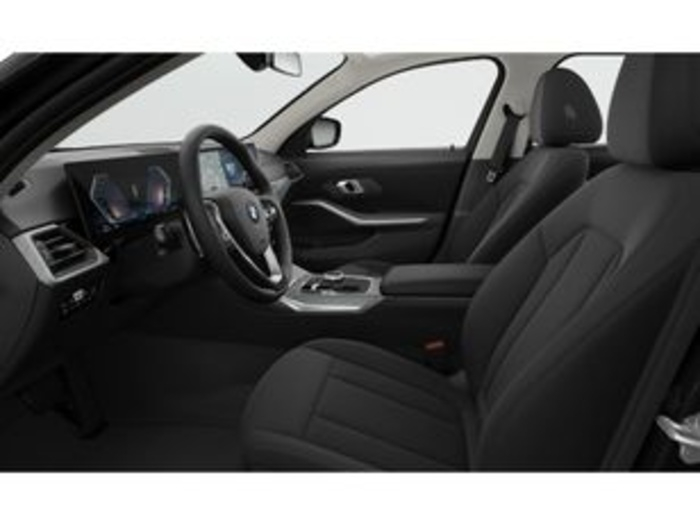 Renting BMW Serie 3 320d xDrive Touring 140 kW (190 CV) 4